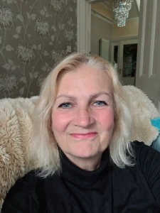 Lyn, coordinator of the Knowle and Dorridge memory cafe
