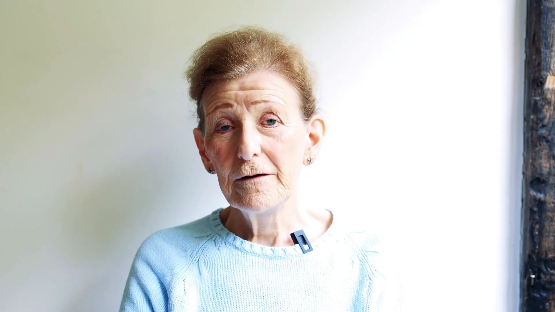 Alex endorsing Unique Senior Care