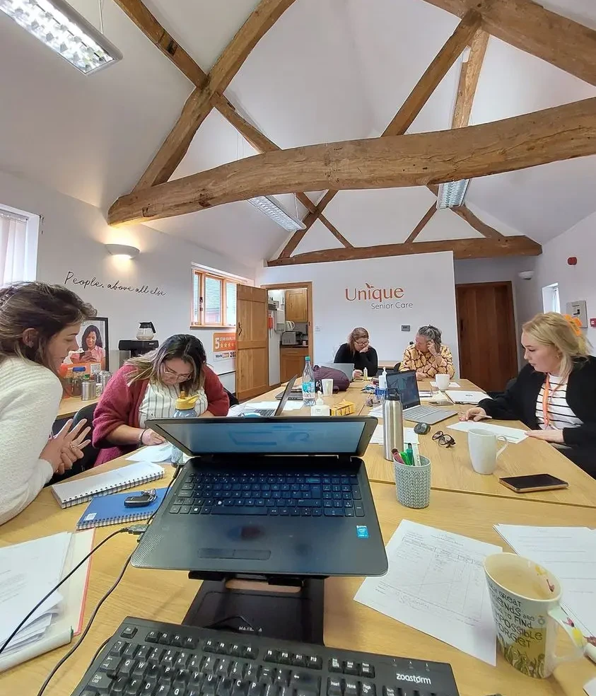 carers-on-job-training-in-office